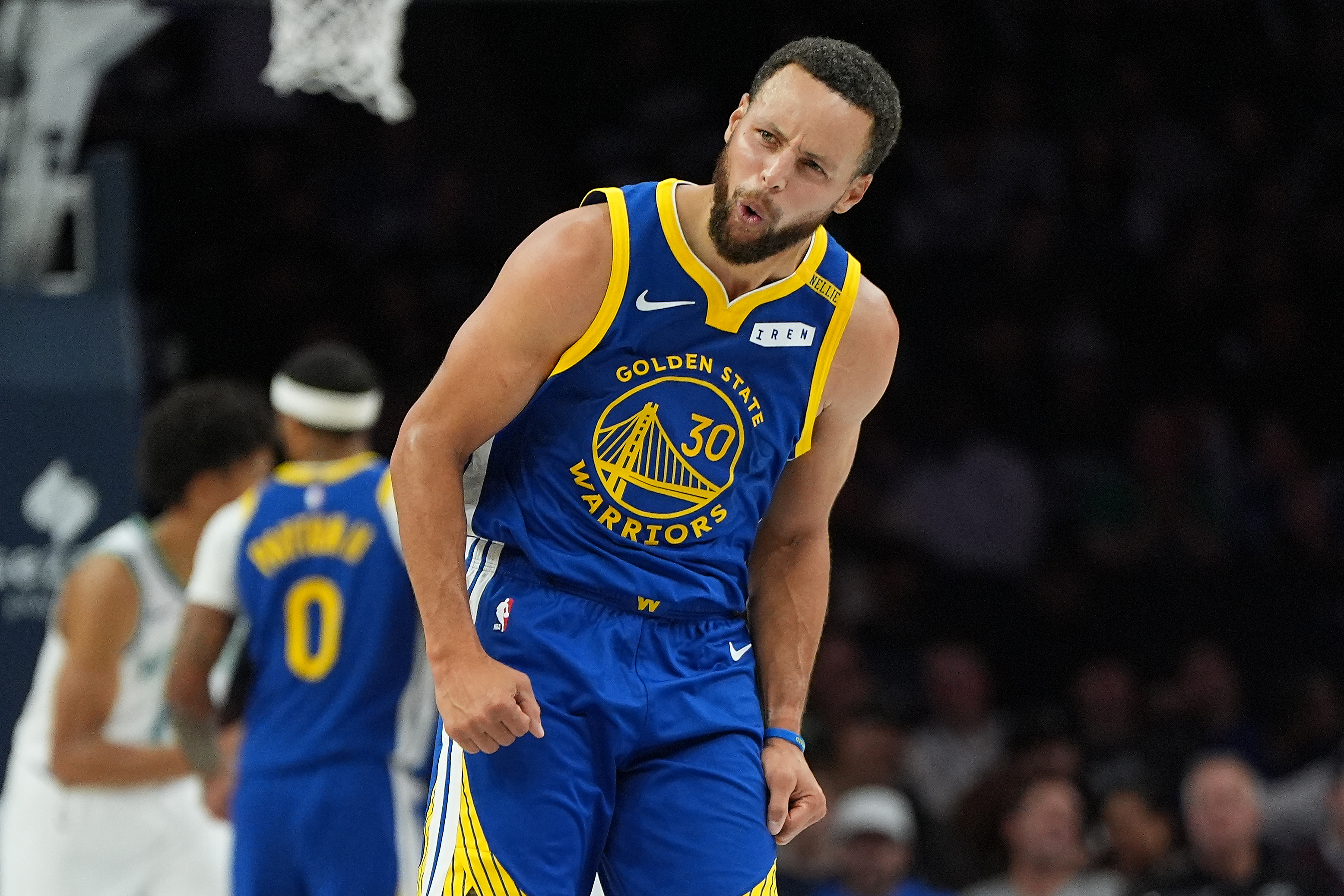 Curry scores 44 points as the Warriors hold on to beat the Timberwolves 119-114 — Bowman Sports news